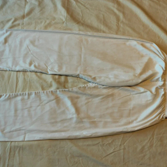 Tiger Claw Taekwondo Lightweight Poly-Cotton V-Neck Uniform - Picture 4 of 4